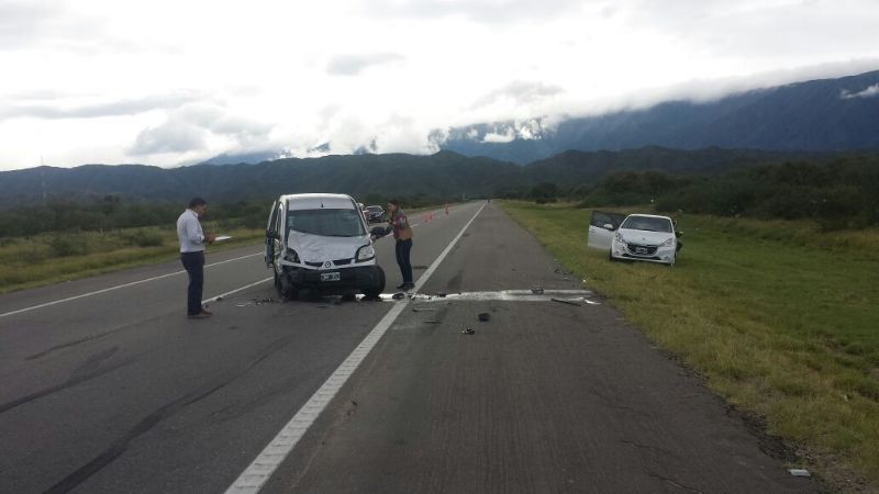 Choque frontal en la Av. Circunvalación