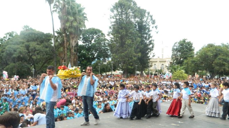 Preparan homenaje de los jardines a la Virgen