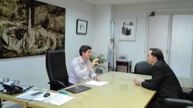 Mera gestionó fondos para obras