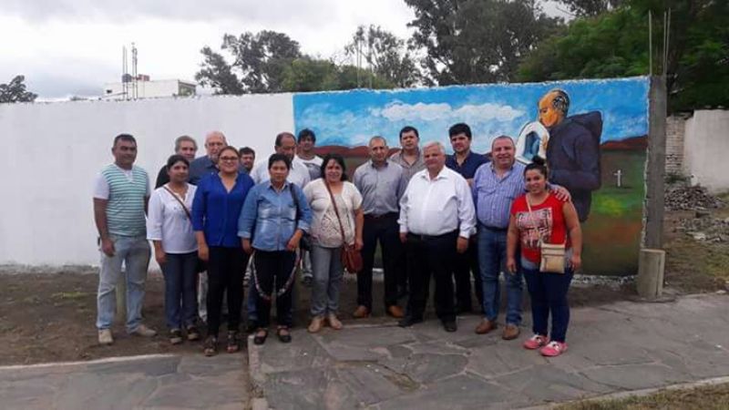 Museo de Malvinas: el Intendente de Icaño donó materiales