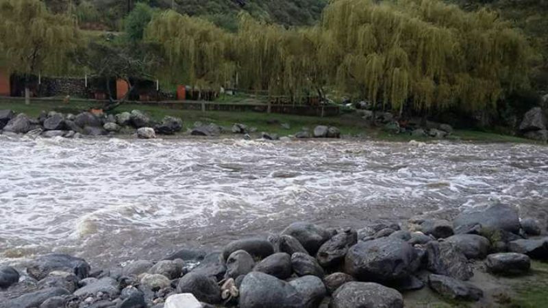 En Las Juntas, el río también mostró su furia