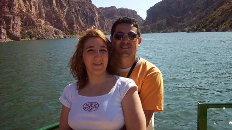 Llamó a la Policía y le confesó que mató a su mujer