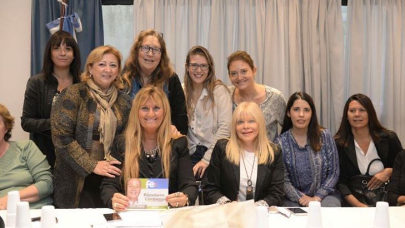 Mujeres del Partido Fe en el primer encuentro de Cambiemos