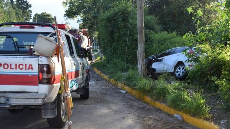 Dos mujeres heridas tras un espectacular vuelco