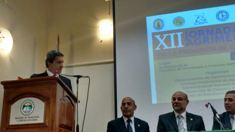 Avances en la agrimensura, eje de debate en la Facultad de Tecnología