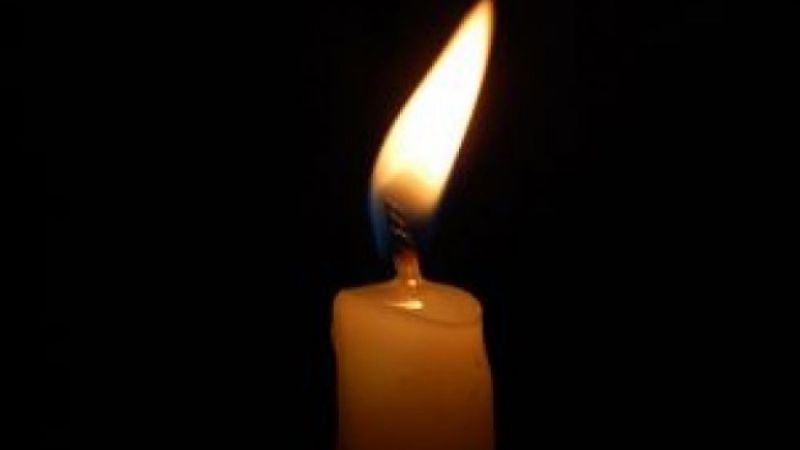 Una vela se cayó al piso y desató un incendio en un comercio