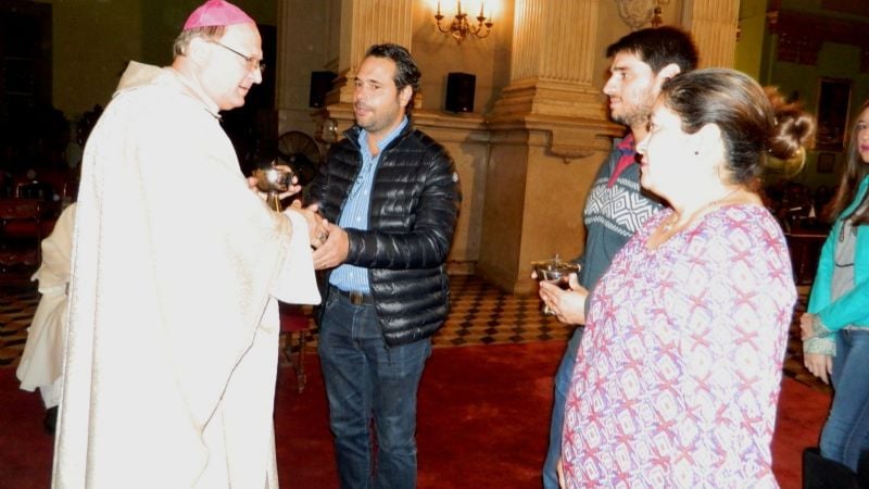 Homenaje de los medios de comunicación a la Virgen