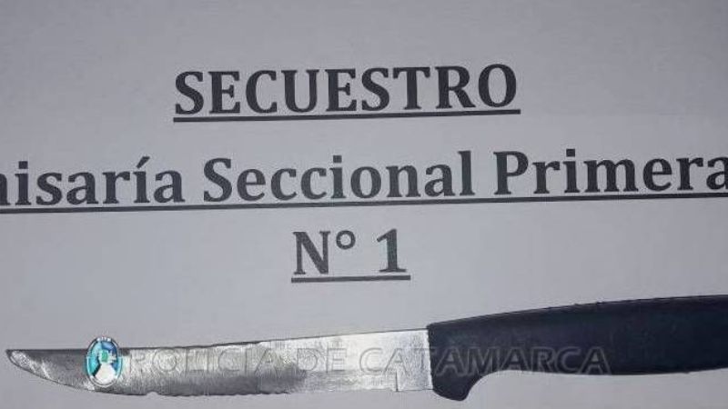 Adolescente intentó apuñalar a un joven en pleno centro