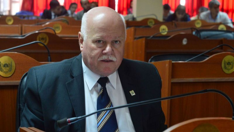 El senador Malnis promueve la modificación del Código de Faltas