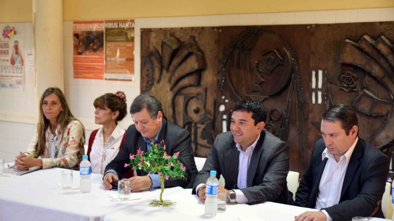 Inauguraron laboratorio de prótesis dentales en FME