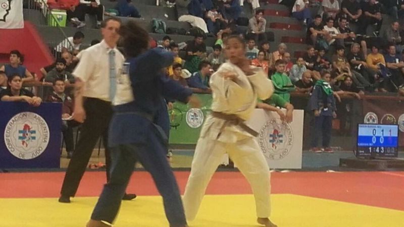 Gran cosecha de medallas en el Apertura de Judo