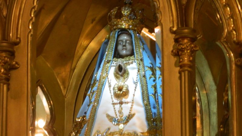 Visita de la Virgen del Valle a la UNCa y peregrinación de homenaje