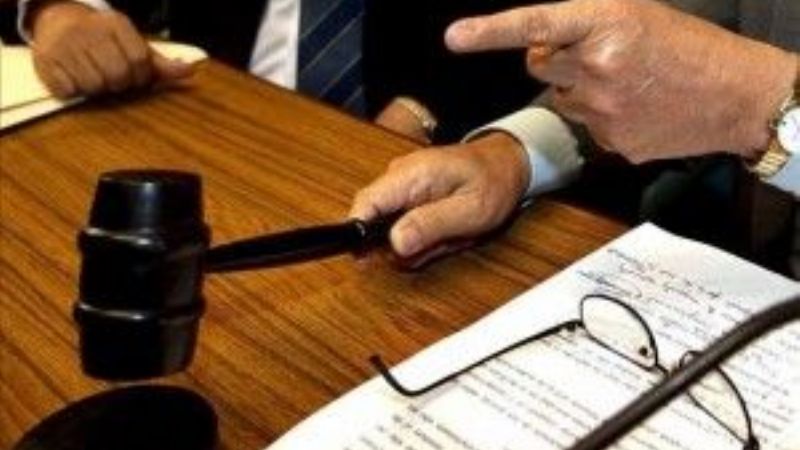 Piden perpetua para hombre que dinamitó a su suegra