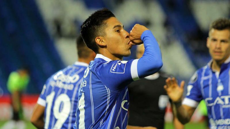 Godoy Cruz frente a Sport Boys de Bolivia, por la Copa