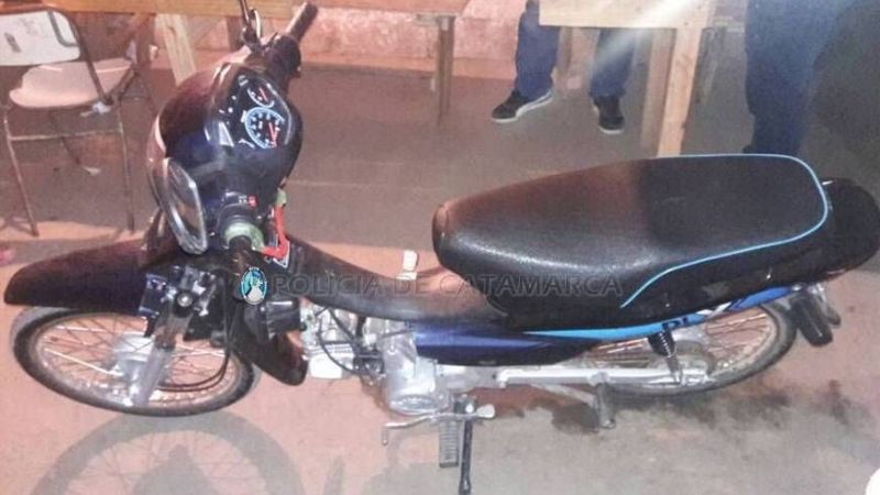Tras un registro domiciliario, secuestran una moto