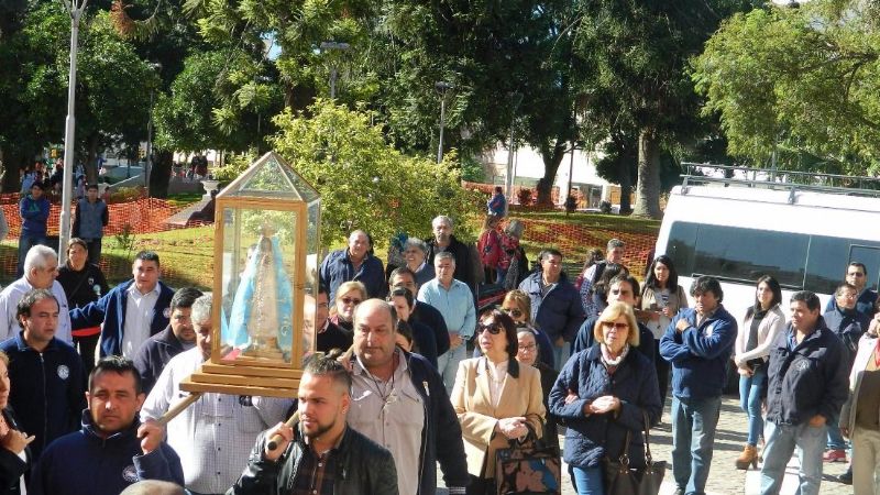 Los universitarios peregrinaron al Santuario para honrar a la Virgen