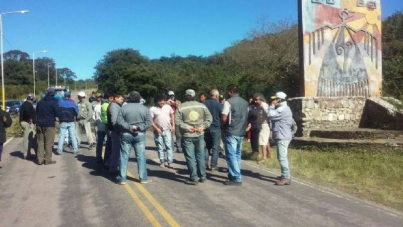 Municipales de Recreo rechazan violencia por reclamos