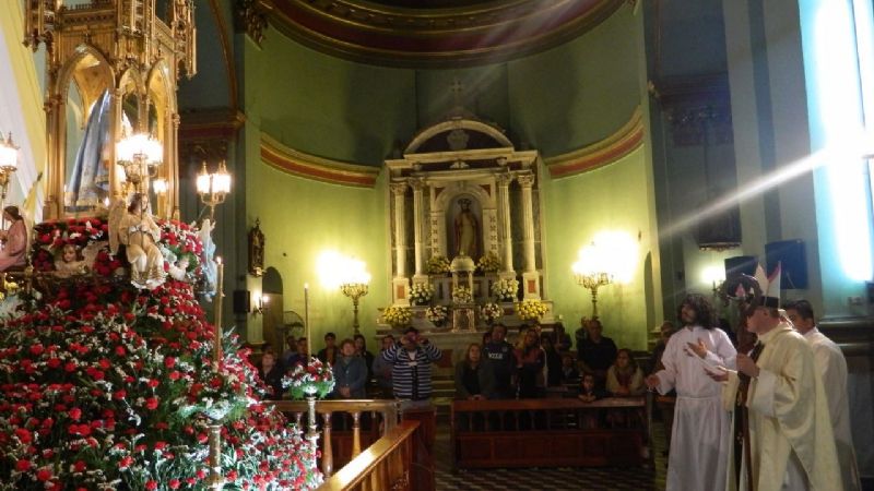 Homenaje del ámbito de la Cultura a la Virgen