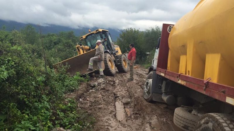 Restablecen el servicio de agua potable en Paclín