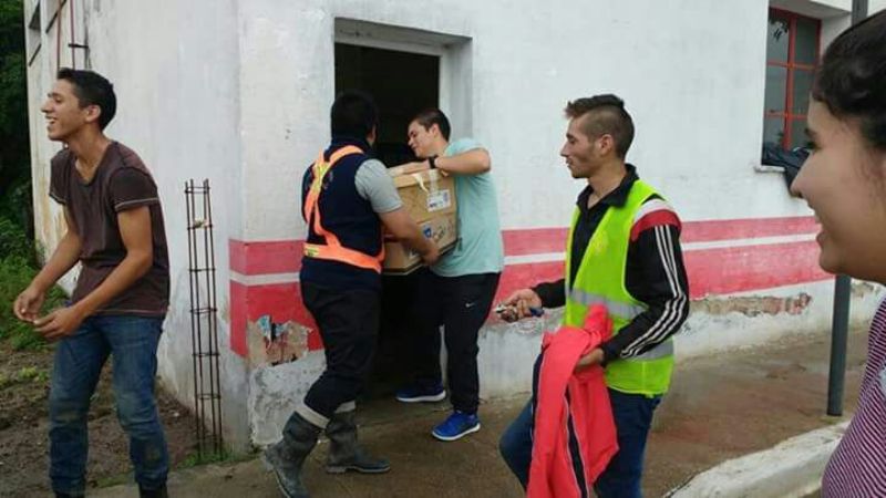 Solidaridad de jóvenes de Recreo