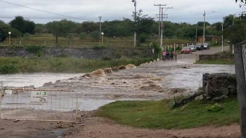 Ríos crecidos en Icaño y Ancasti