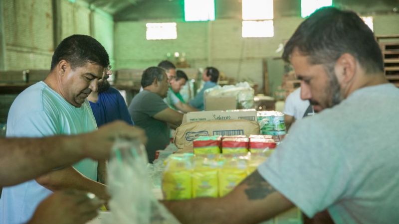 Nueva entrega de elementos a afectados