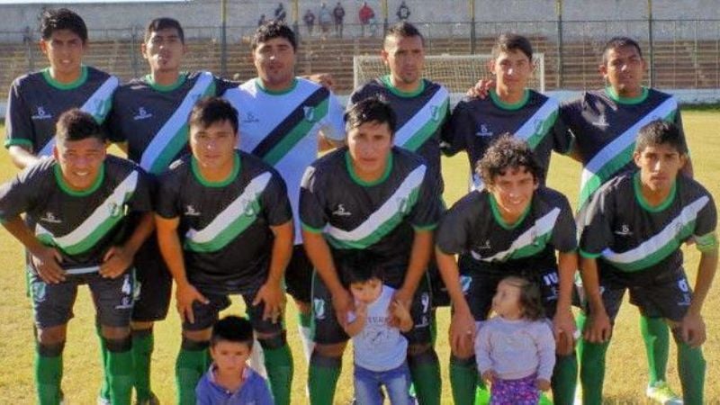 Defensores no floja, y victorias de Vélez y Policial