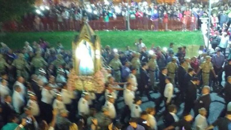 El pueblo caminó junto a la Morena del Valle