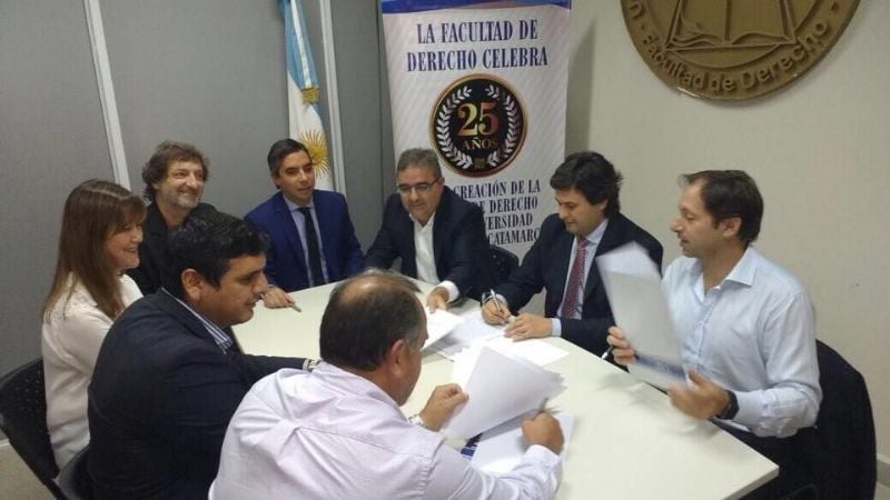 Dictarán Diplomatura en Derecho Municipal y Parlamentario