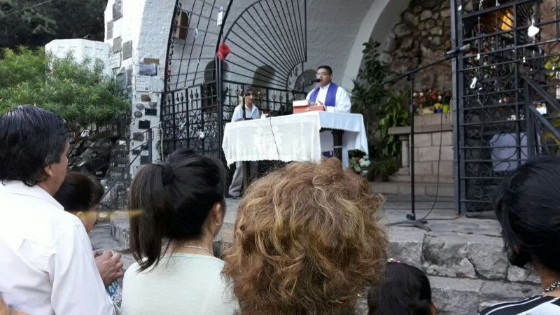 Peregrinaron a la Gruta de Choya