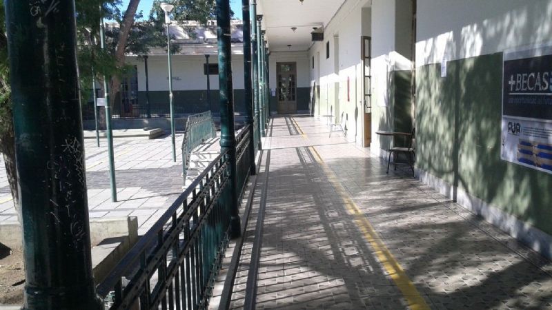 Un 90% de acatamiento de los no docentes universitarios