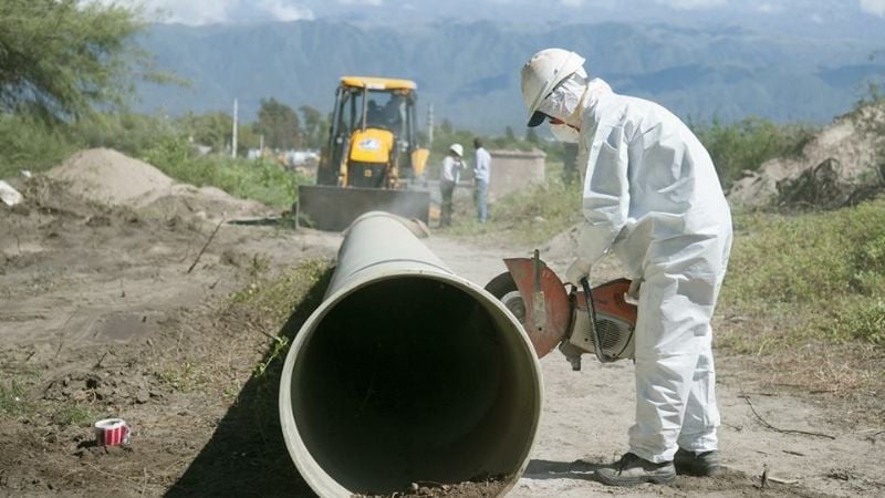 Intensos trabajos para normalizar el servicio de agua