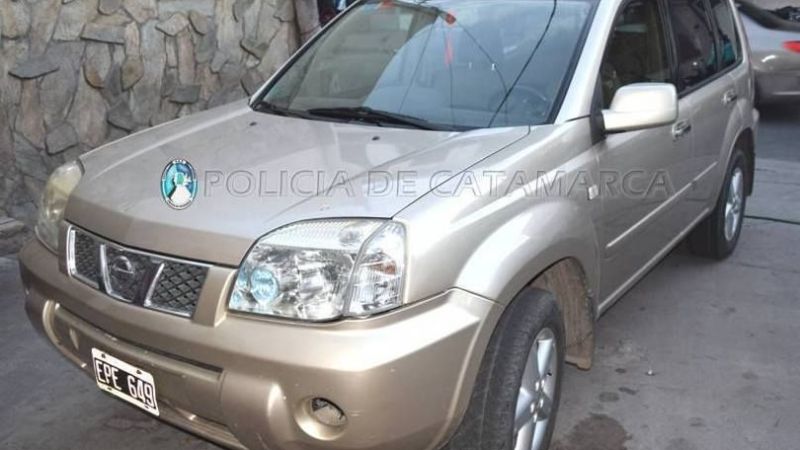 Encuentran en la ciudad una camioneta robada en Buenos Aires