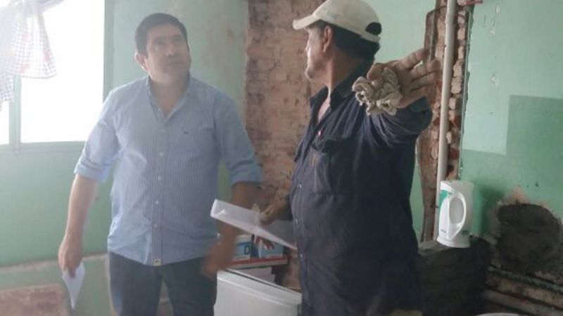 El senador Ojeda visitó el Mini Hospital de Colonia de Achalco