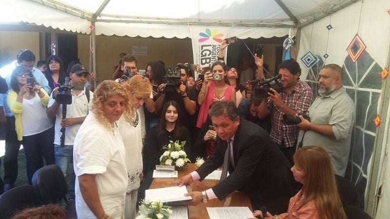 Corpacci fue testigo de una unión civil entre mujeres