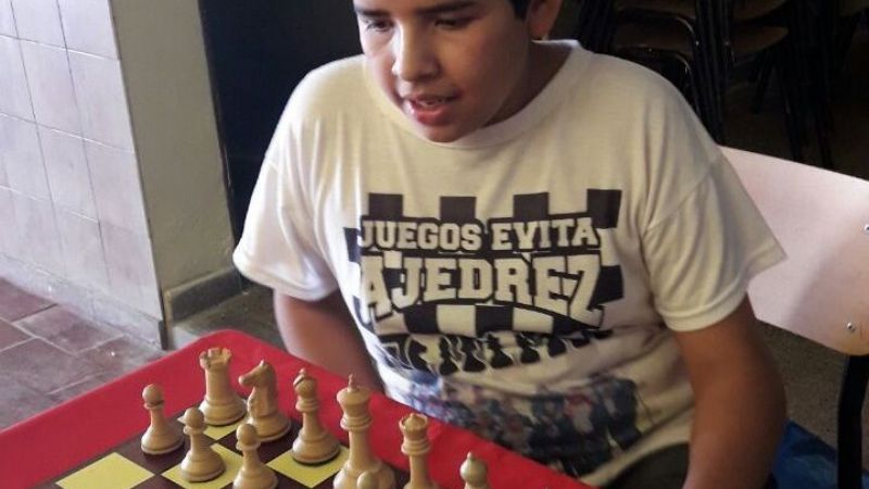 Jalil y Oliva se “coronaron” en el torneo de ajedrez del “Círculo”