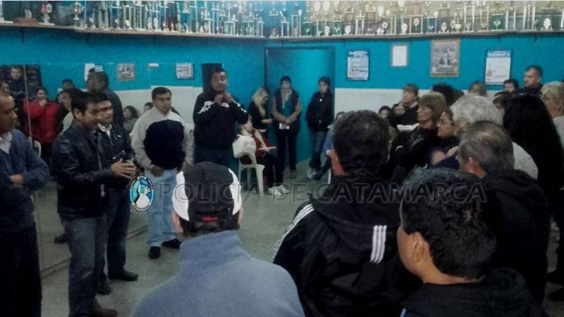 Autoridades policiales se reunieron con vecinos de la zona norte