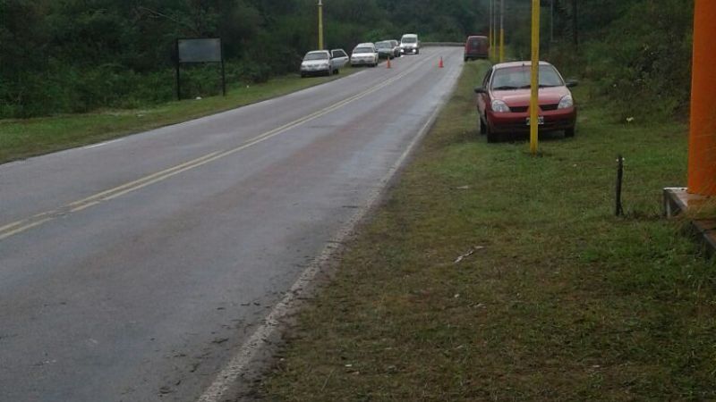 Municipales de El Alto siguen con el corte en la ruta 42