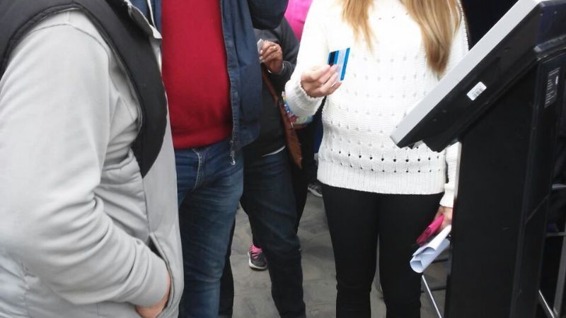 Se insta a la población a tramitar la tarjeta SUBE