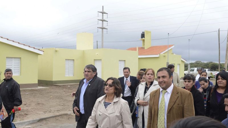 Lucía entregó otras 23 viviendas en el sur capitalino