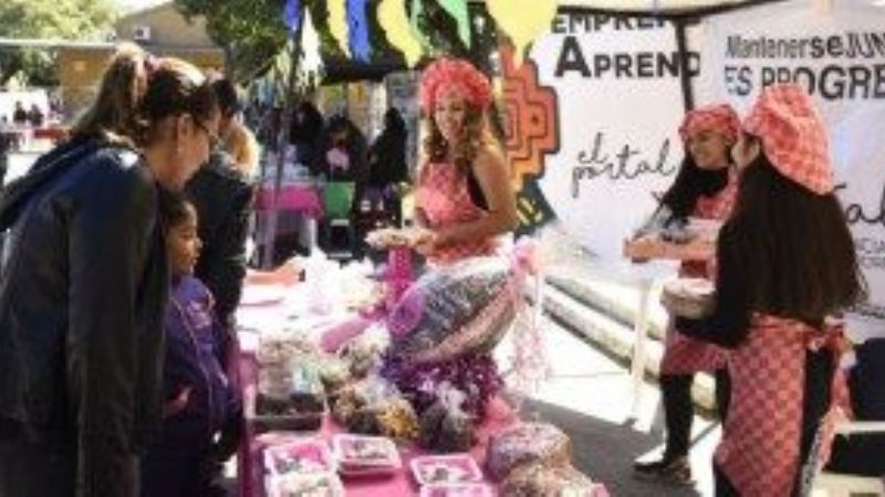 Cierran cursos de capacitación a emprendedores