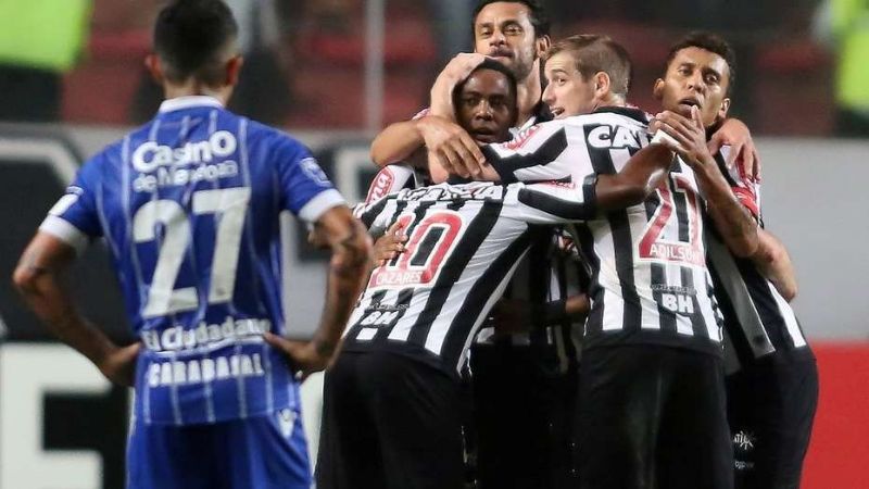 Godoy Cruz perdió con Mineiro, pero igual clasificó