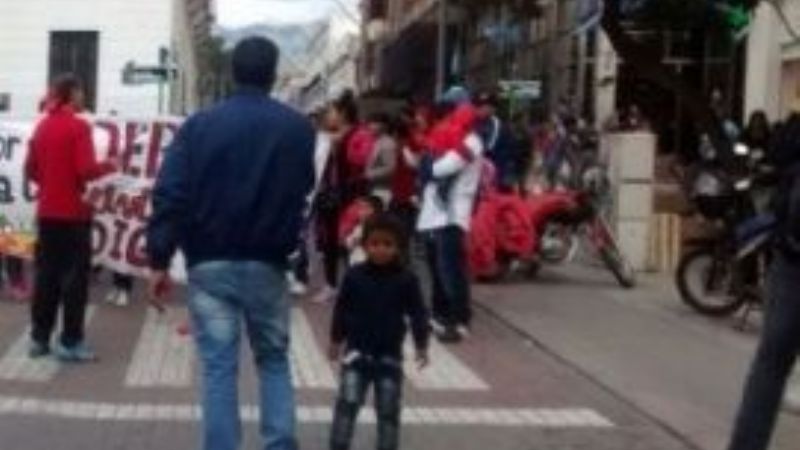 Manifestaciones frente a Casa de Gobierno