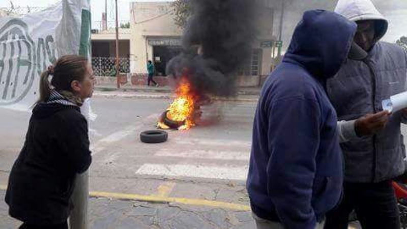 “Los sueldos municipales están por bajo de la línea de pobreza”