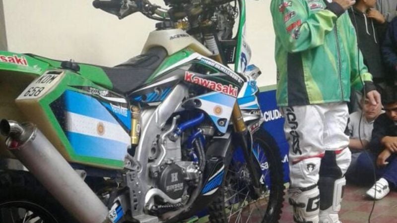 Charla motivacional en la escuela municipal Miguel Cané