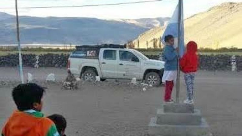 El cine móvil INCAA/Cultura en Antofalla a 4000 msnm