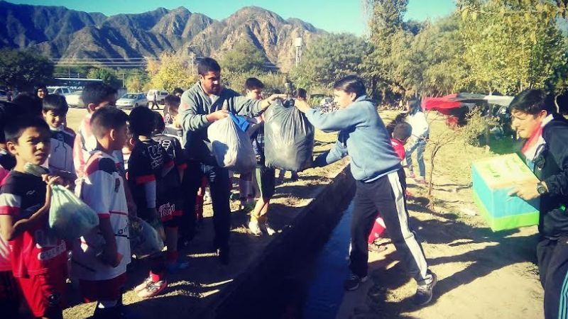 Escuela de Fútbol La Banda en Encuentro Infantil en Belén