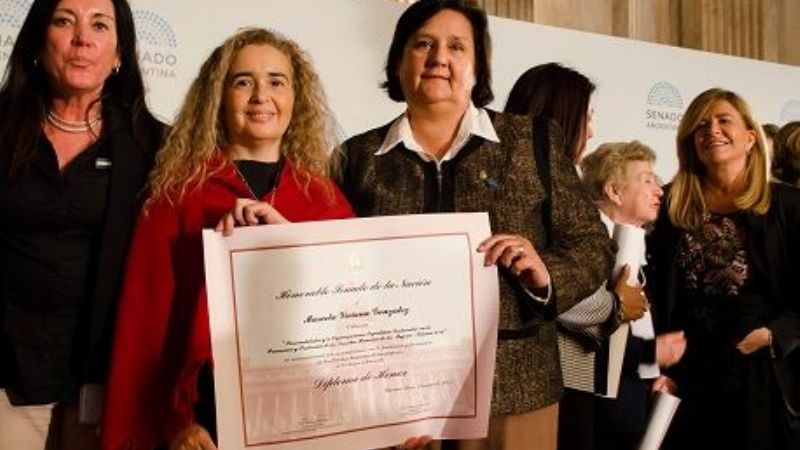 Distinguen a fundadora de la Asociación Civil Paradigma del Derecho