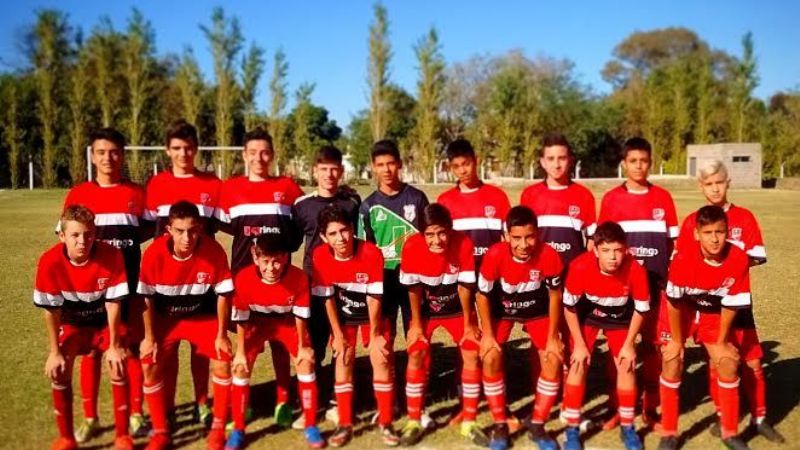 Exitoso paso de La Carrera ante Independiente de San Antonio