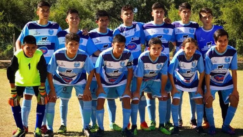 Exitoso paso de La Carrera ante Independiente de San Antonio